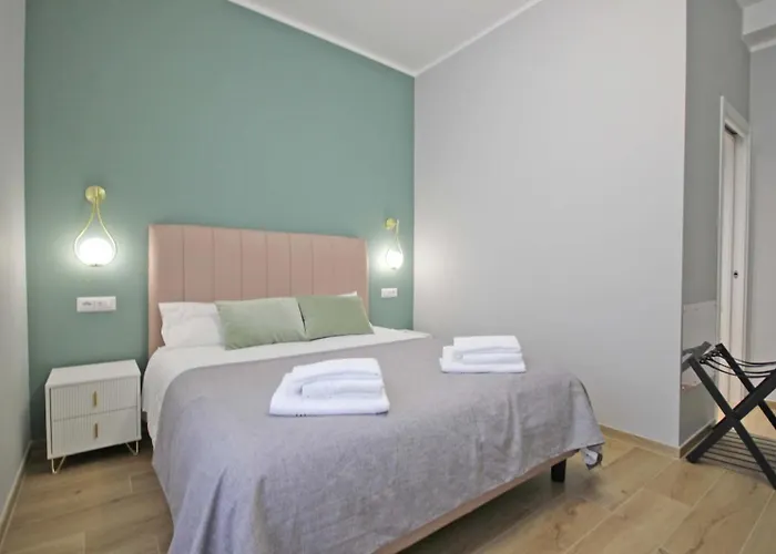 לינה וארוחת בוקר Nostra Luxury